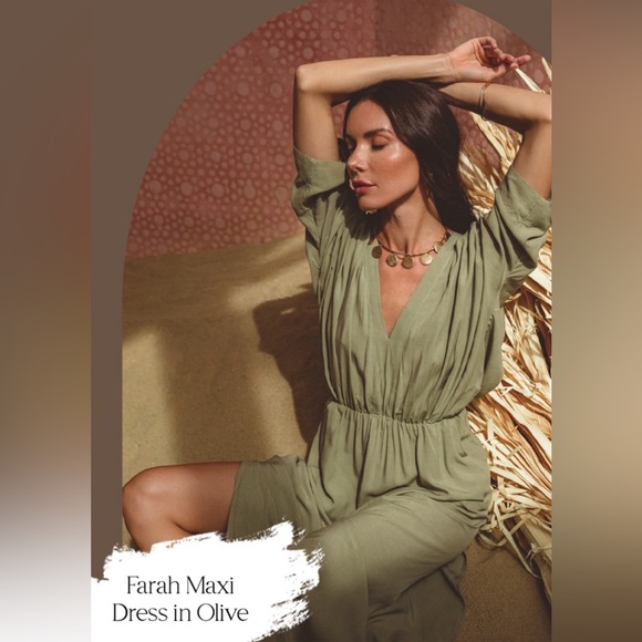 chinese dress ladies Farah Floral Layer Pleated Maxi Dress